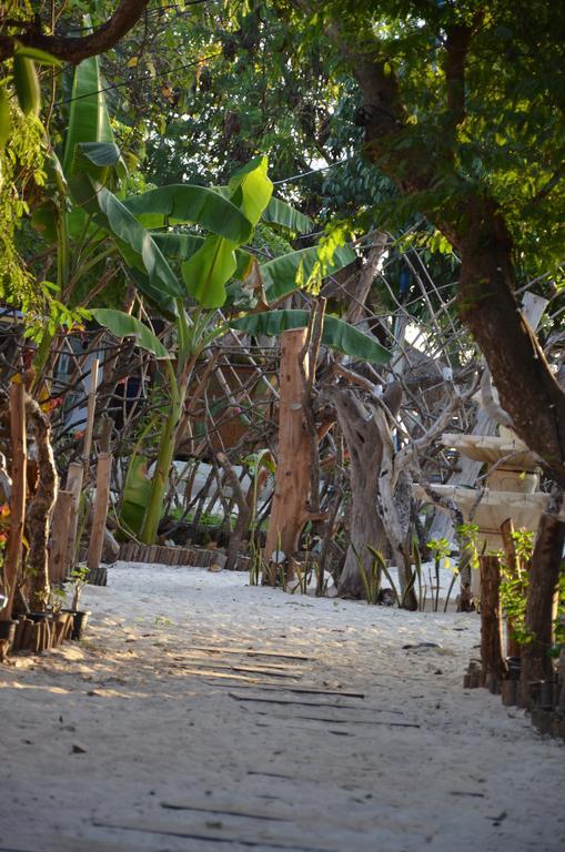 Serene Beach Villa Gili Trawangan Buitenkant foto